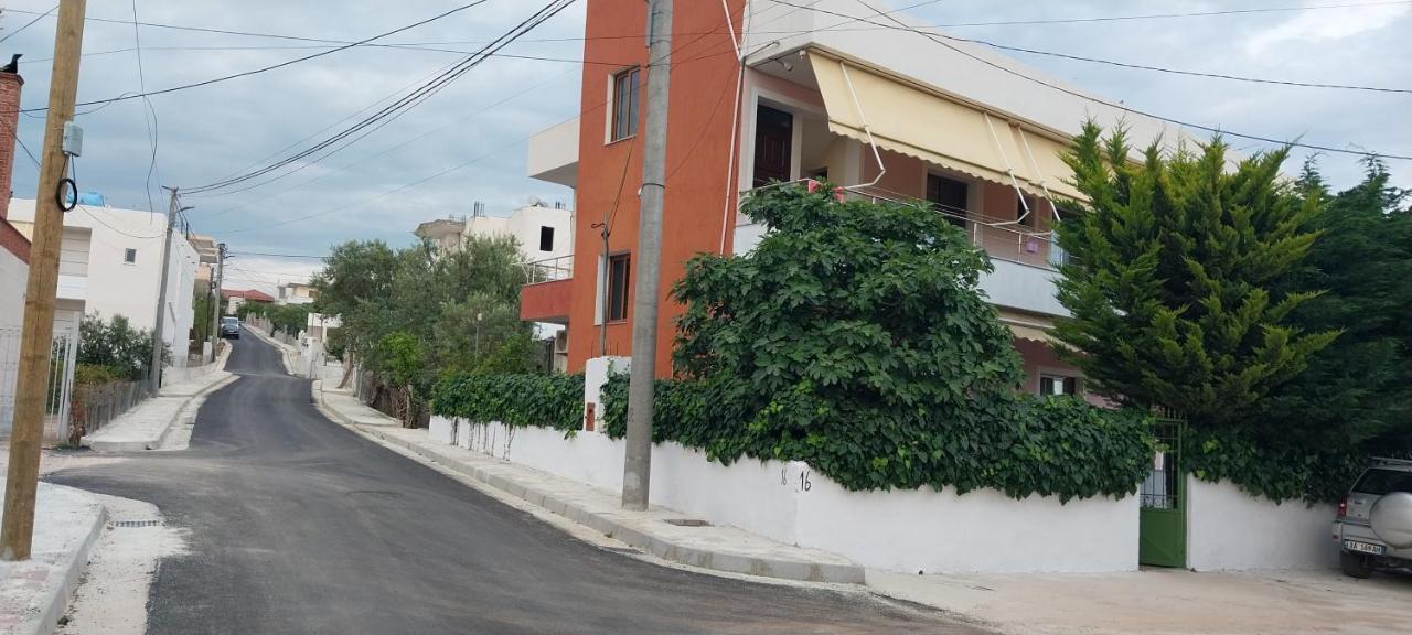 Villa Shpetim Zogaj. Ksamil Luaran gambar