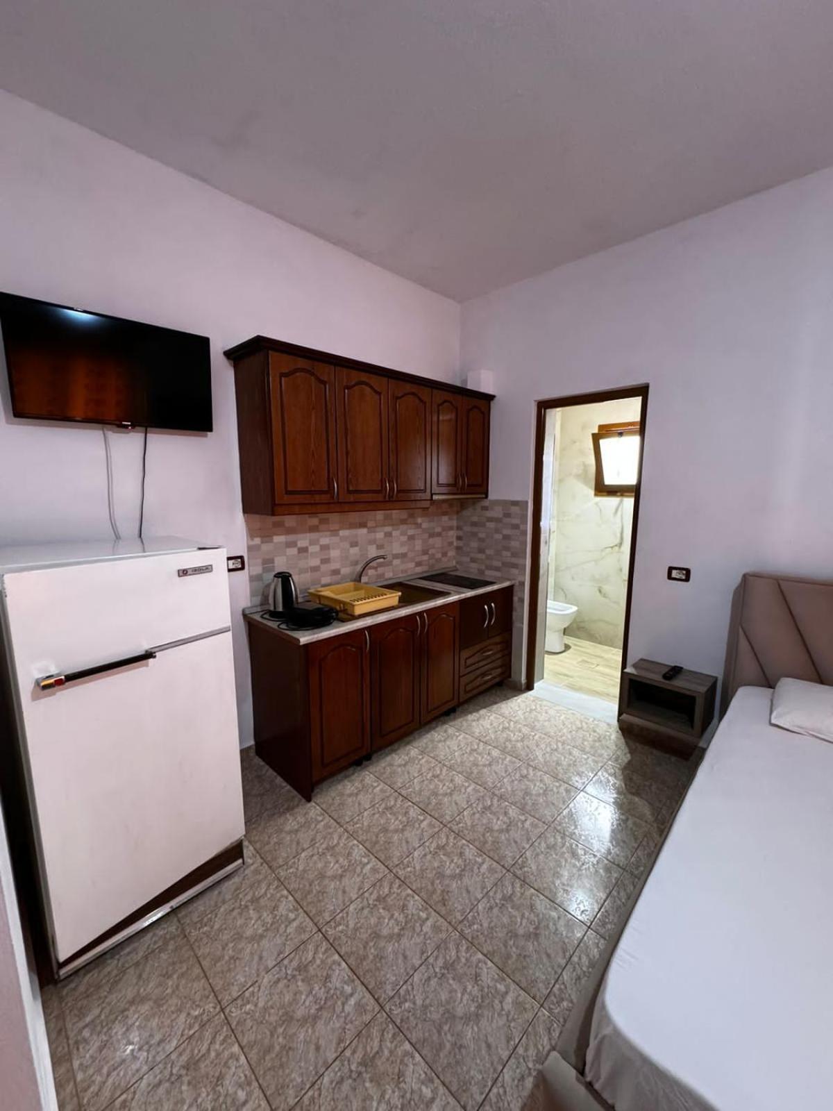 Villa Shpetim Zogaj. Ksamil Luaran gambar